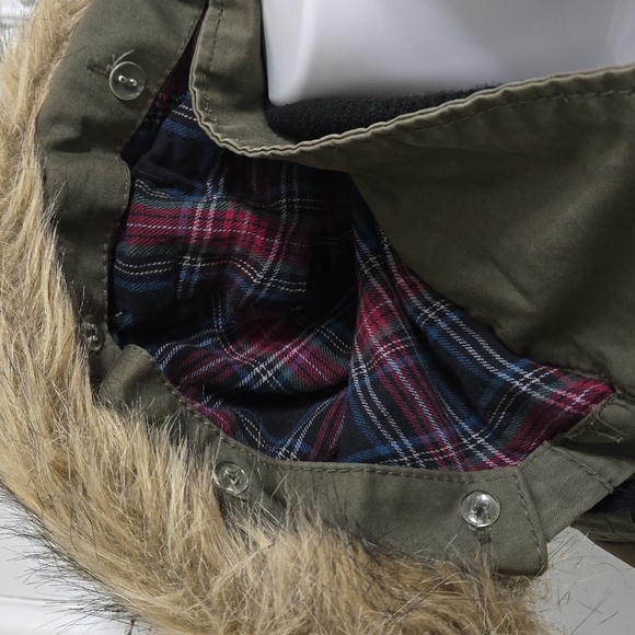 13) Vexy 2-in-1 Coat - Picture 9 of 16